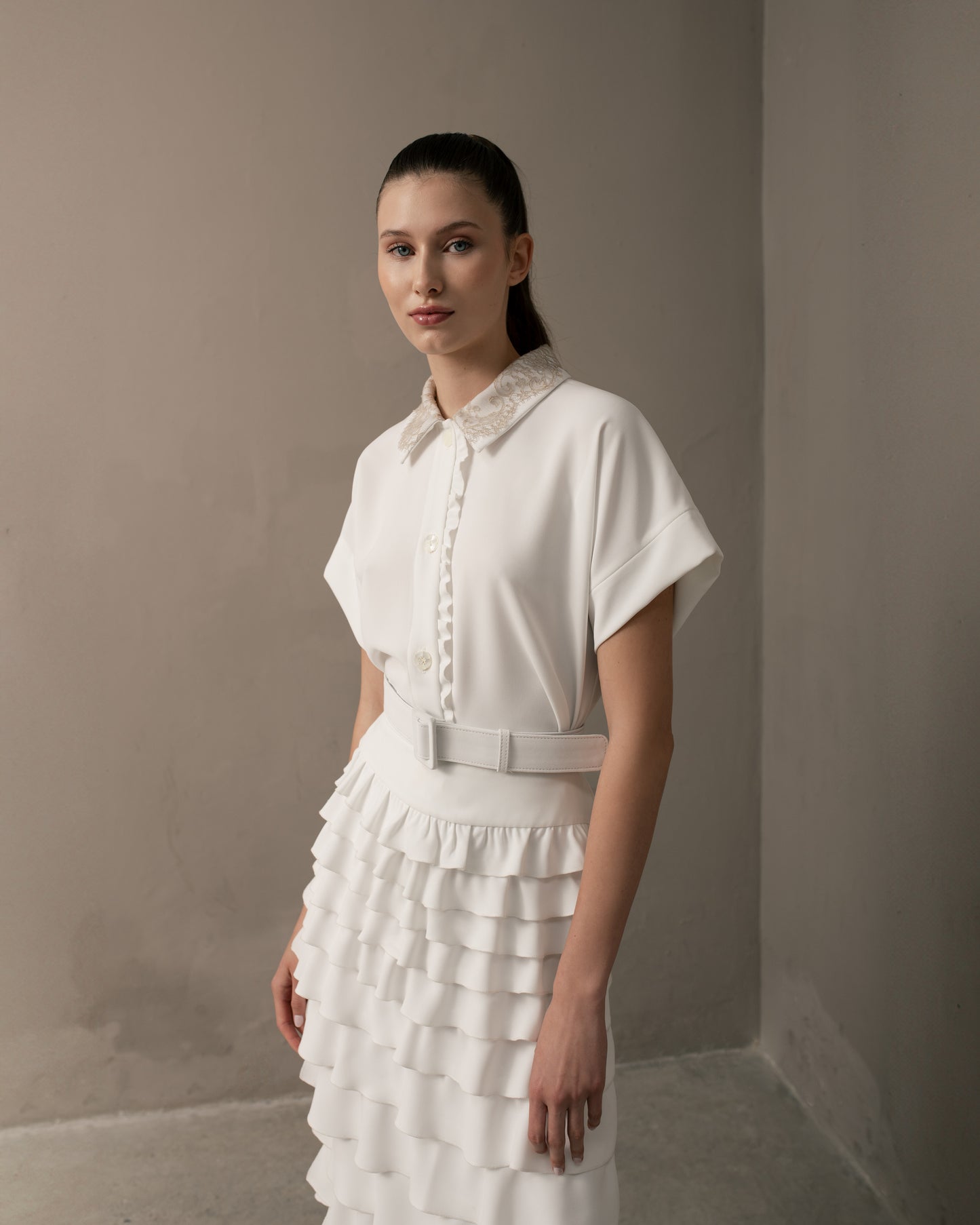 Boxy Fit Blouse White Close up